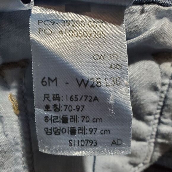 Levis Classic Straight Women's Jeans Tag Size 6 (28x30) Mid Rise Blue Denim - Picture 4 of 12